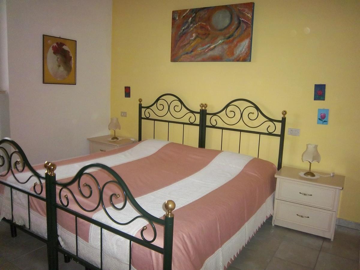 Agriturismo Villa Mozart Nel Verde Γκούμπιο Εξωτερικό φωτογραφία