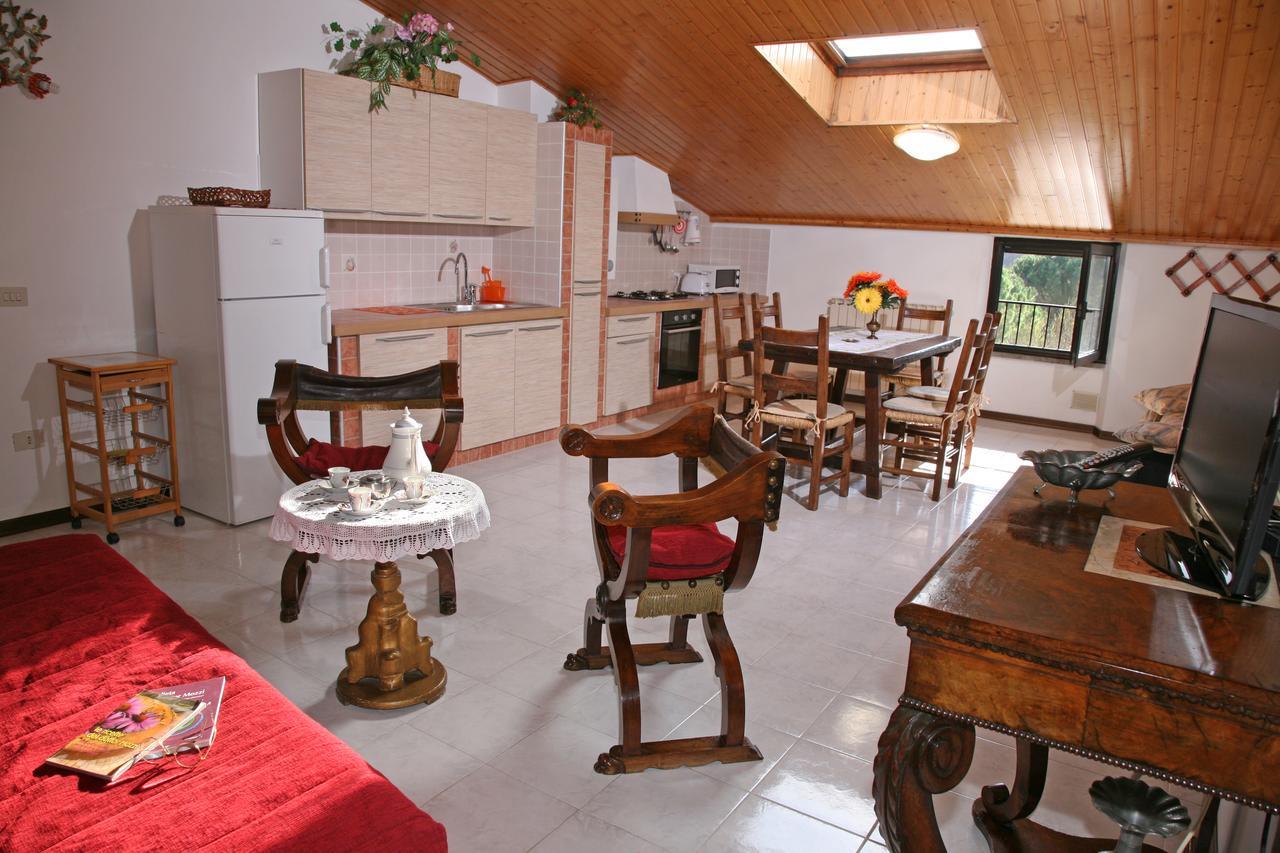 Agriturismo Villa Mozart Nel Verde Γκούμπιο Εξωτερικό φωτογραφία
