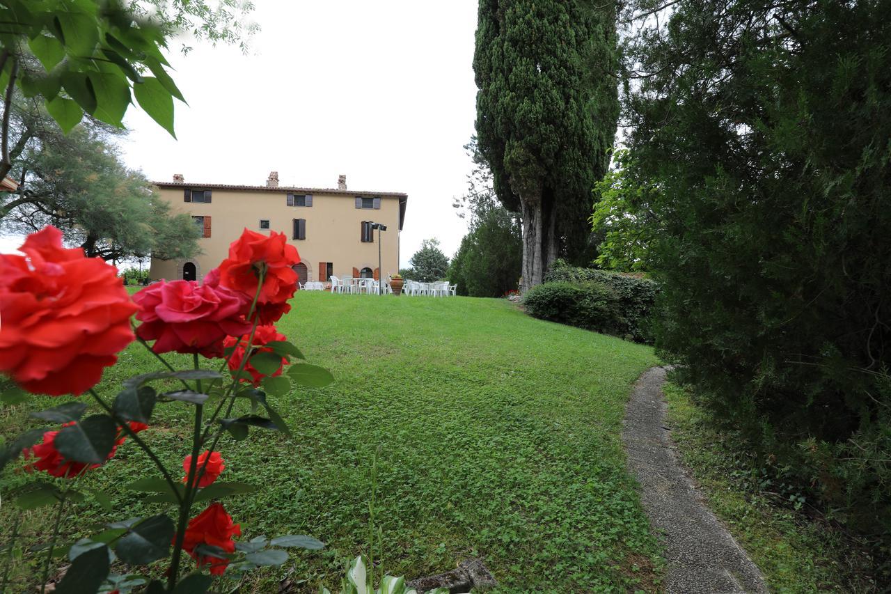 Agriturismo Villa Mozart Nel Verde Γκούμπιο Εξωτερικό φωτογραφία